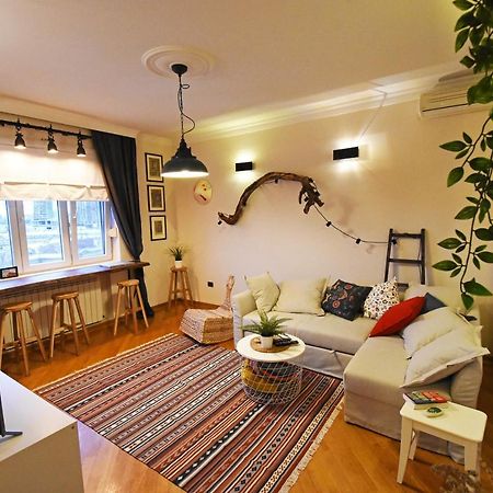 Апартаменти Charming Flat With Soul Белград Екстер'єр фото